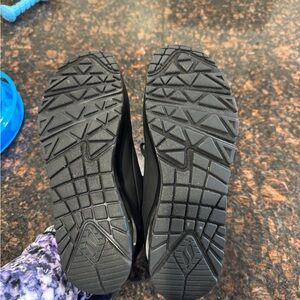 Sketchers shoes